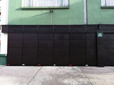 Puertas Electricas Edificio El Conquistador 2