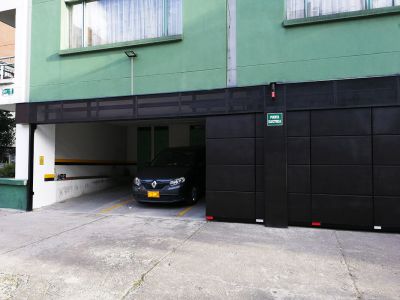 Puertas Electricas Edificio El Conquistador 3