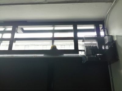 Puertas Electricas Edificio El Conquistador 5